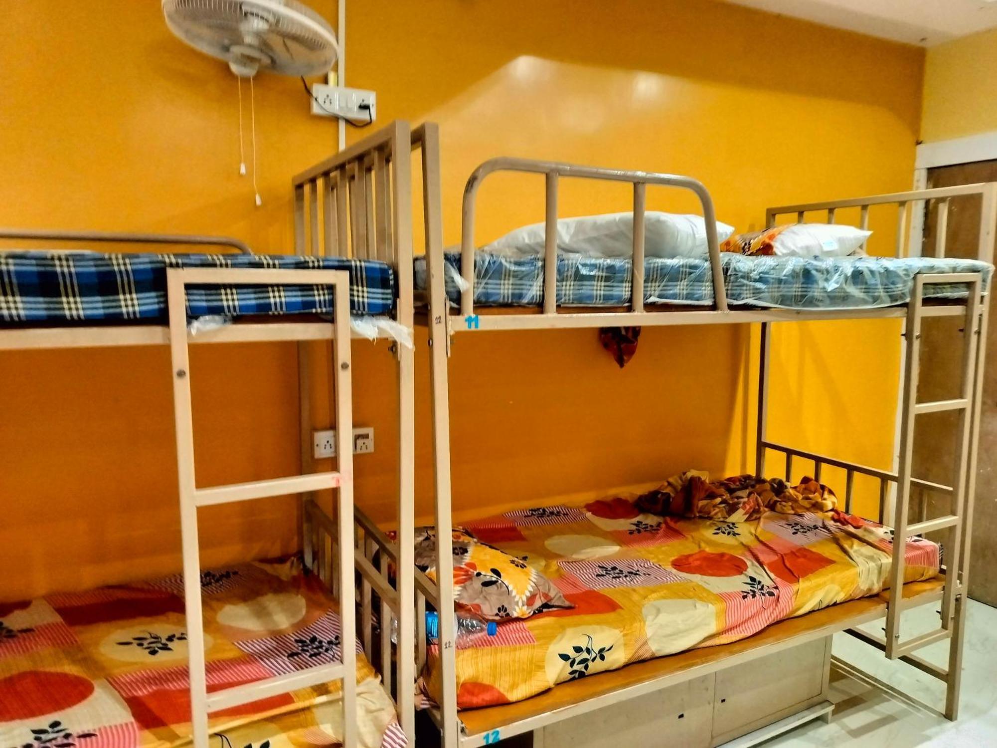 Sri Durga Jatri Nibasa Hostel Brahmapur Exterior photo